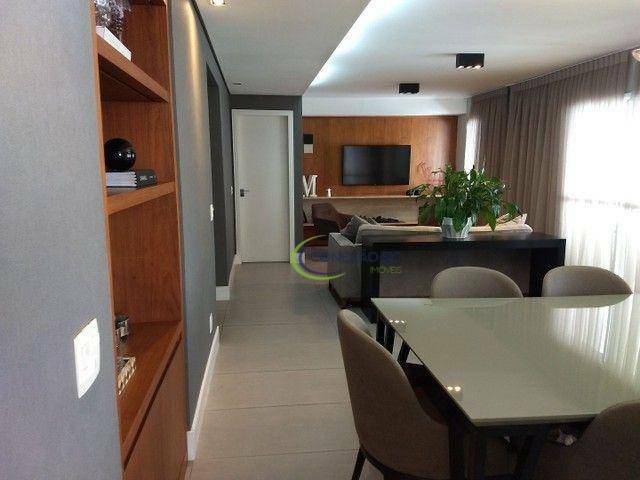 Apartamento à venda com 3 quartos, 167m² - Foto 4