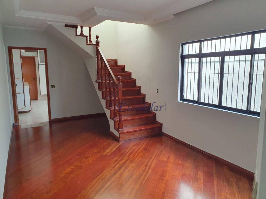 Sobrado à venda com 3 quartos, 227m² - Foto 1