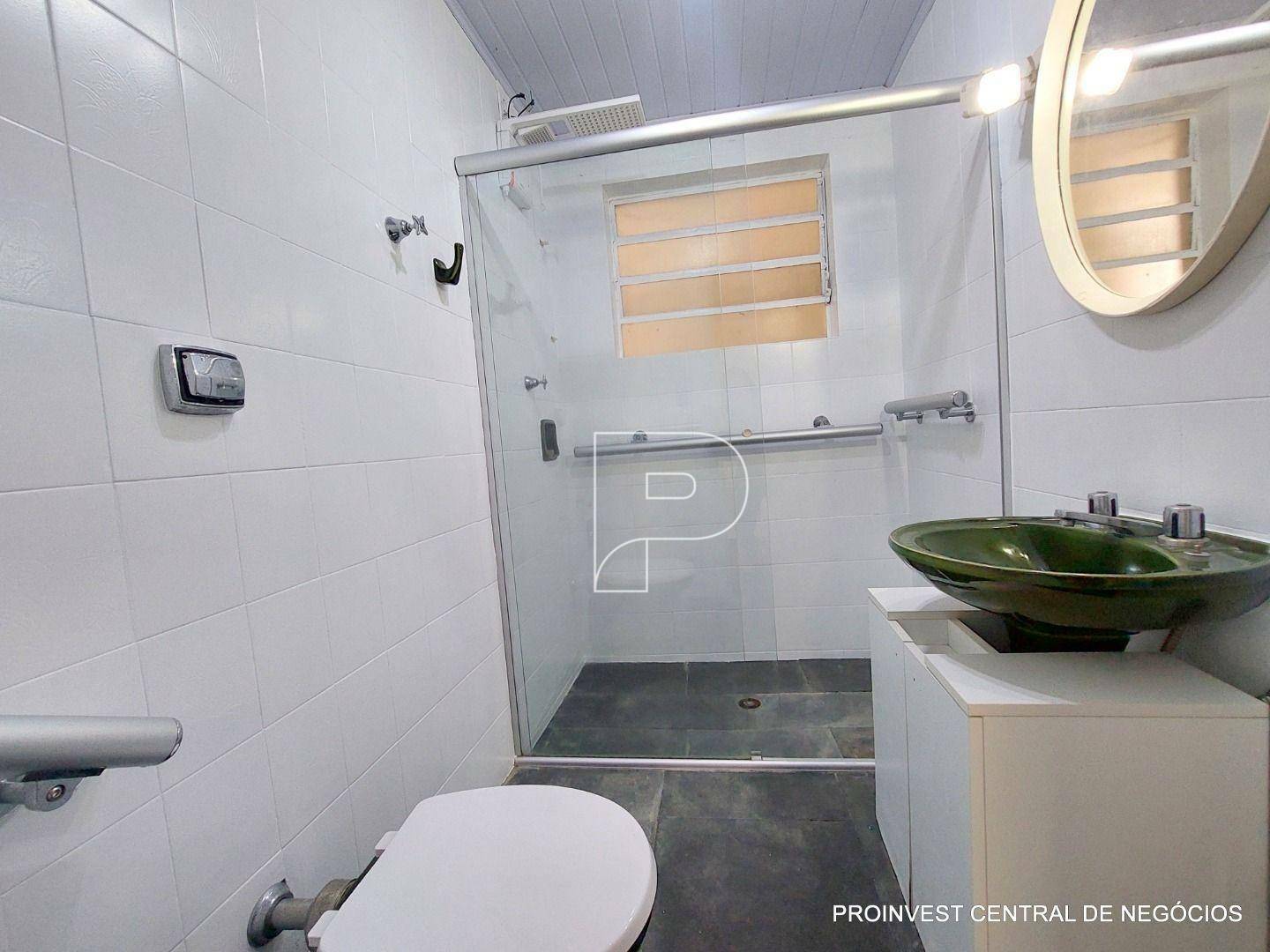 Casa de Condomínio para alugar com 3 quartos, 390m² - Foto 29