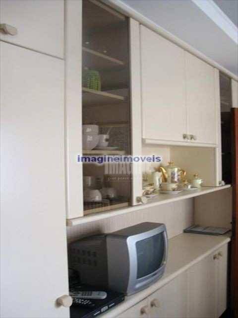 Apartamento à venda com 4 quartos, 185m² - Foto 5