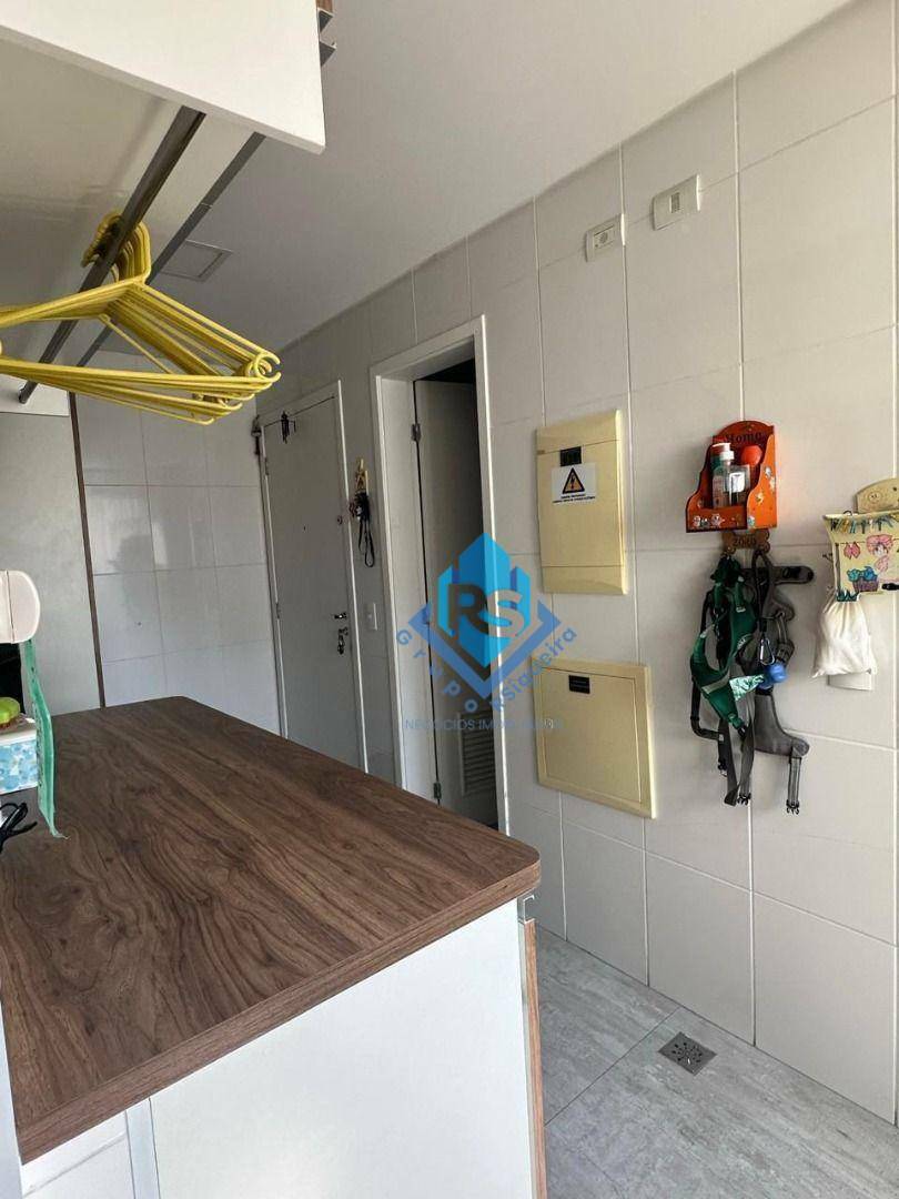 Apartamento à venda com 3 quartos, 162m² - Foto 18