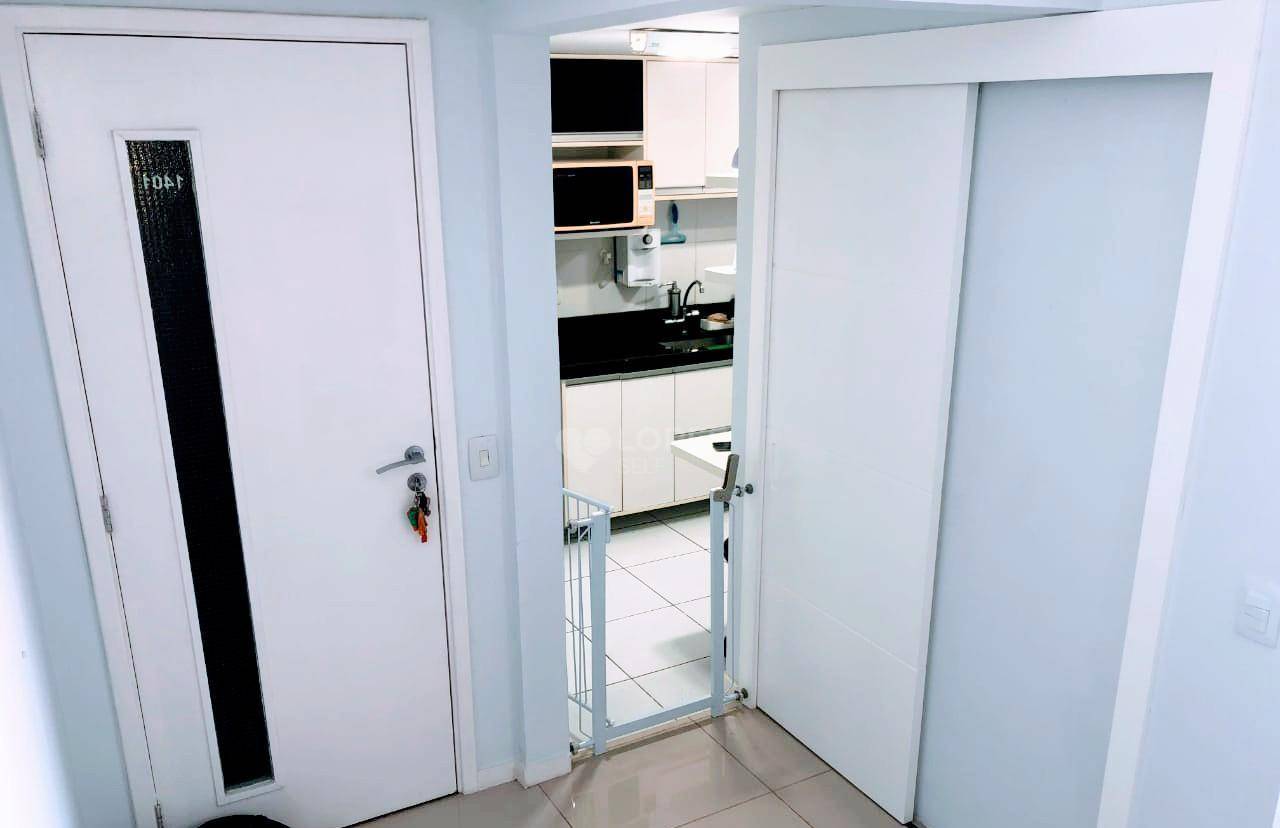 Apartamento à venda com 2 quartos, 81m² - Foto 4