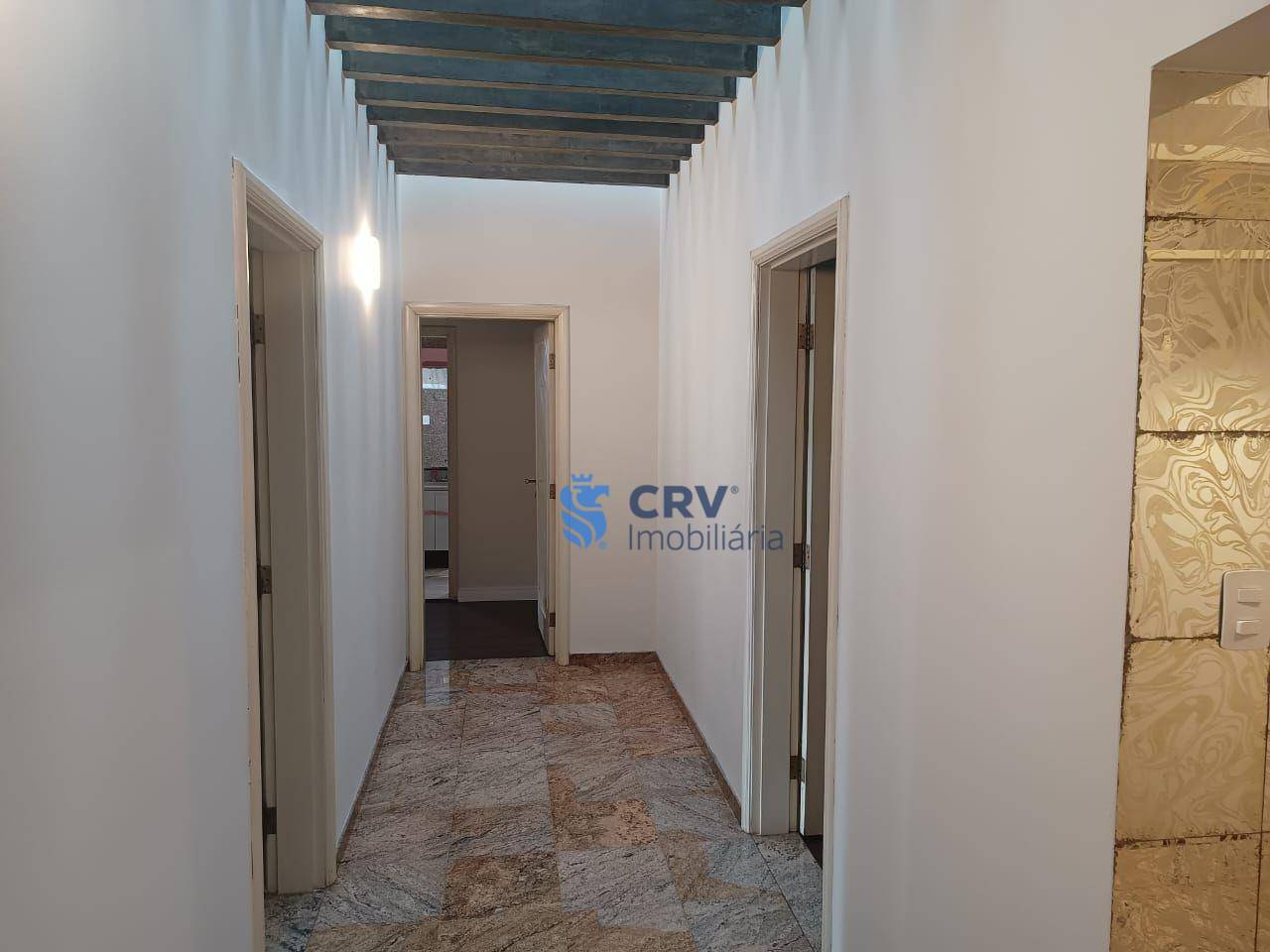 Casa à venda com 7 quartos, 1100m² - Foto 49