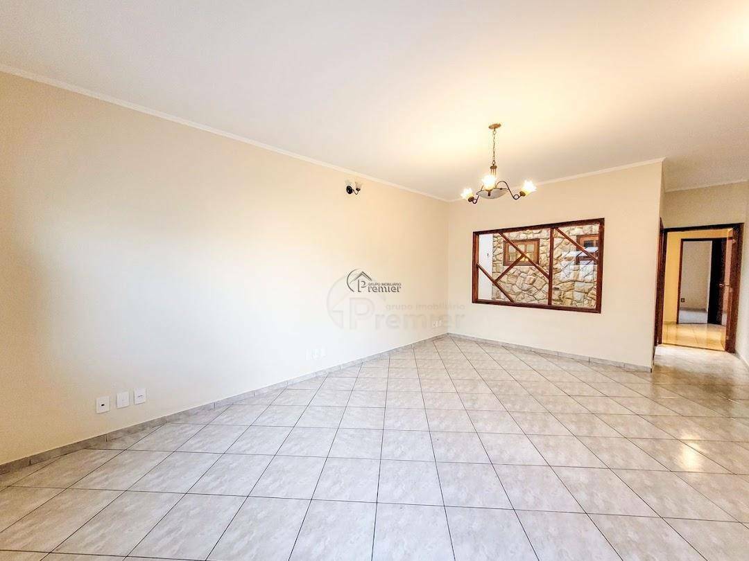 Casa para alugar com 3 quartos, 250m² - Foto 5