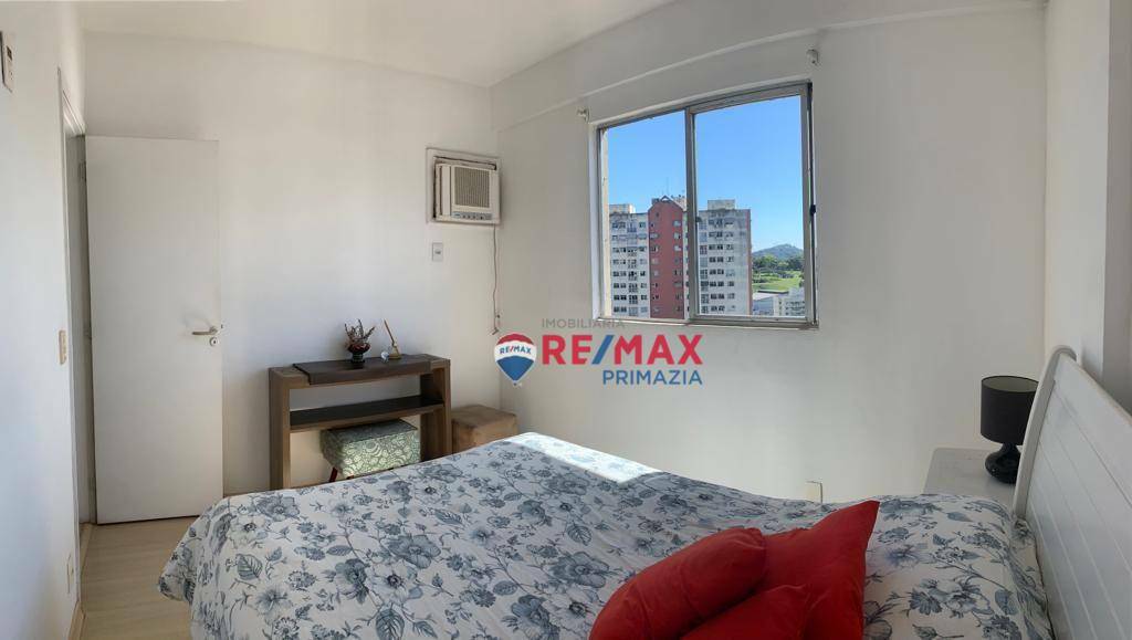 Apartamento à venda com 2 quartos, 56m² - Foto 11