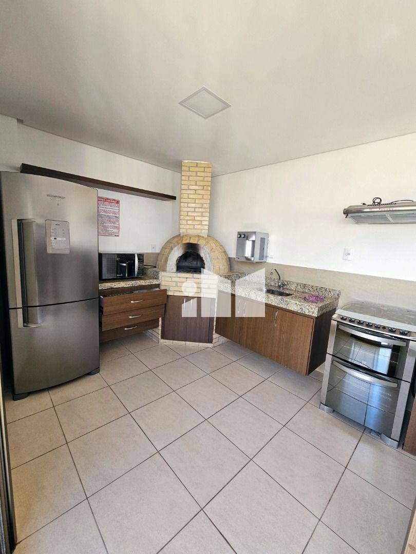 Apartamento para alugar com 2 quartos, 74m² - Foto 13