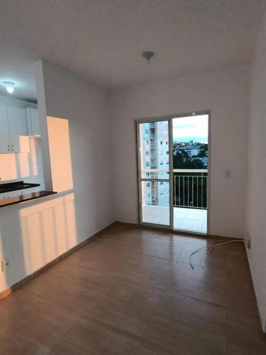 Apartamento à venda com 2 quartos, 57m² - Foto 4