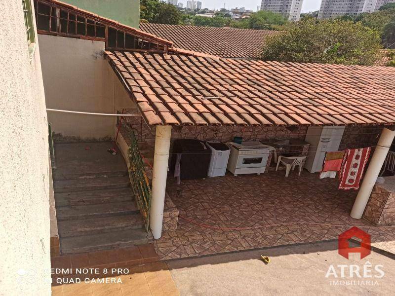 Casa à venda com 3 quartos, 260m² - Foto 7