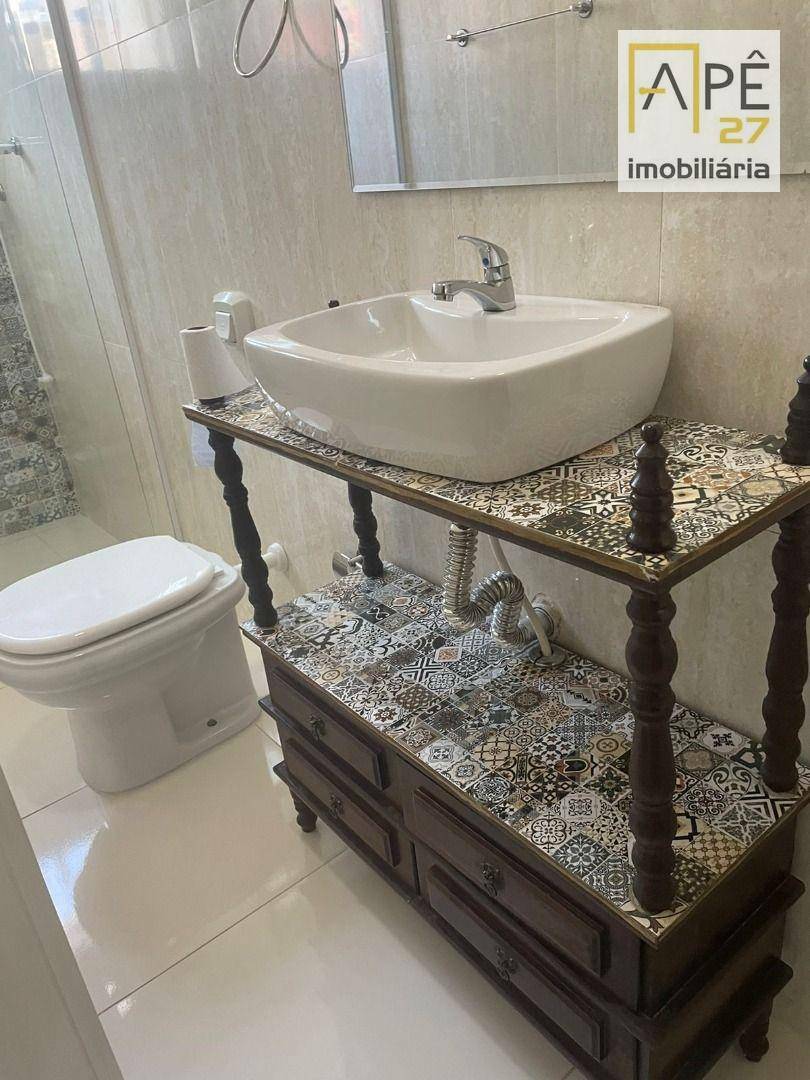 Casa à venda com 2 quartos, 150m² - Foto 12