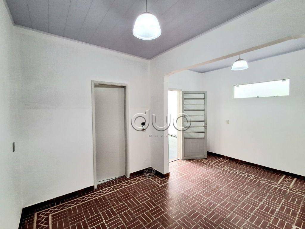 Casa à venda com 3 quartos, 108m² - Foto 4