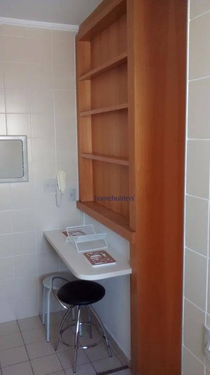 Apartamento à venda com 1 quarto, 50m² - Foto 25