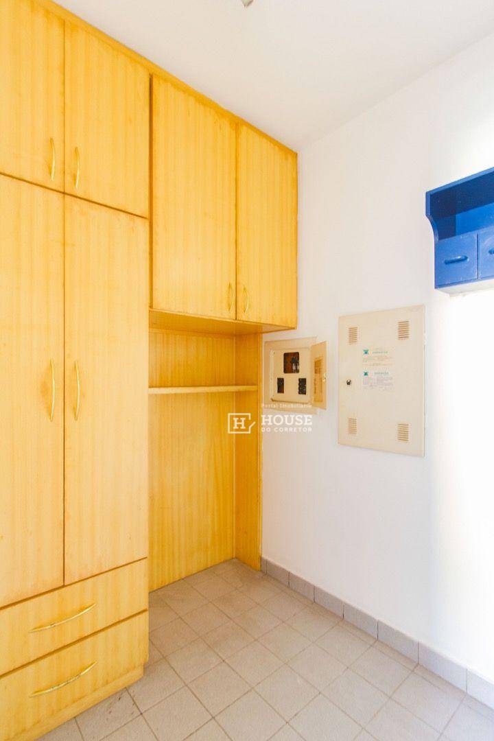 Apartamento à venda com 3 quartos, 210m² - Foto 11