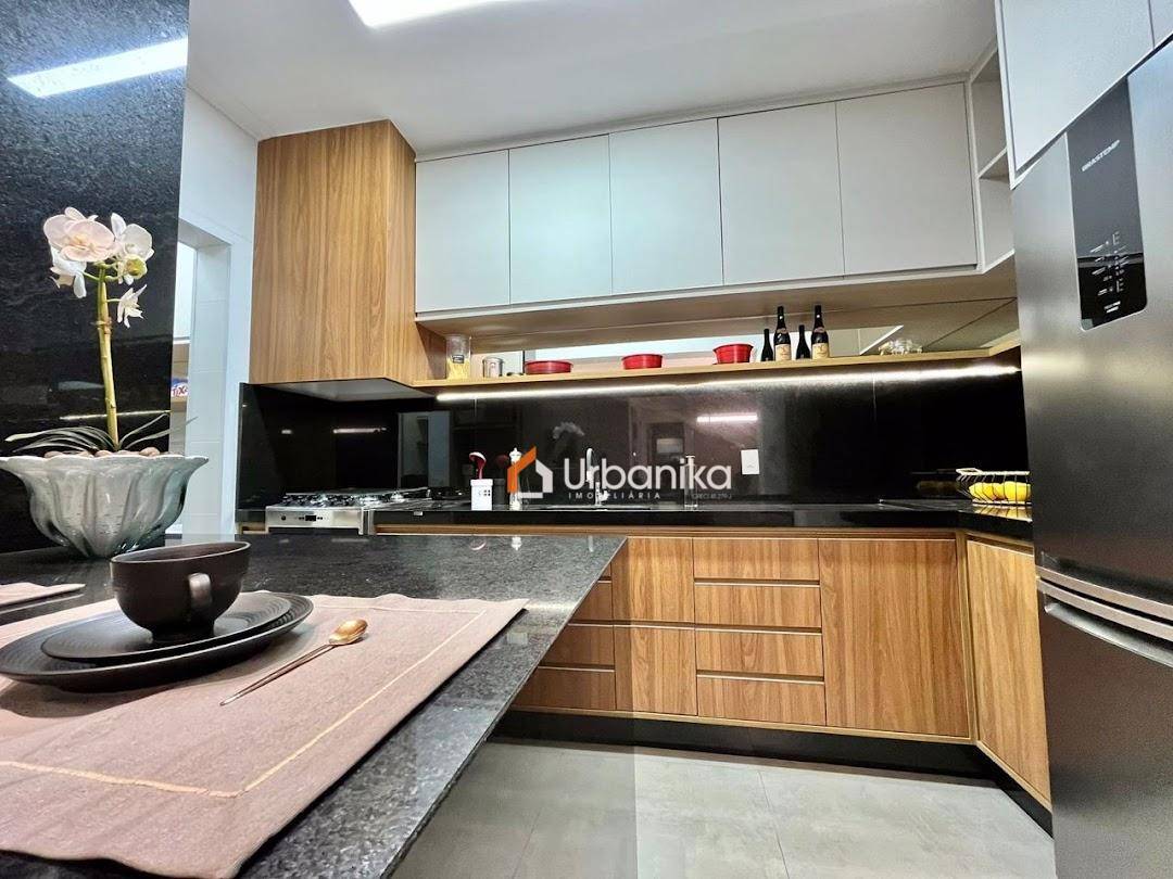 Apartamento, 3 quartos, 104 m² - Foto 3