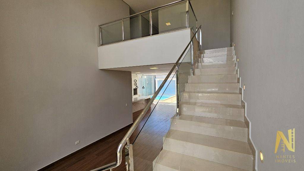 Casa de Condomínio à venda e aluguel com 3 quartos, 270m² - Foto 18