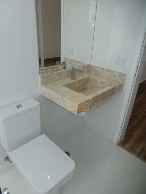 Sobrado à venda com 4 quartos, 200m² - Foto 44