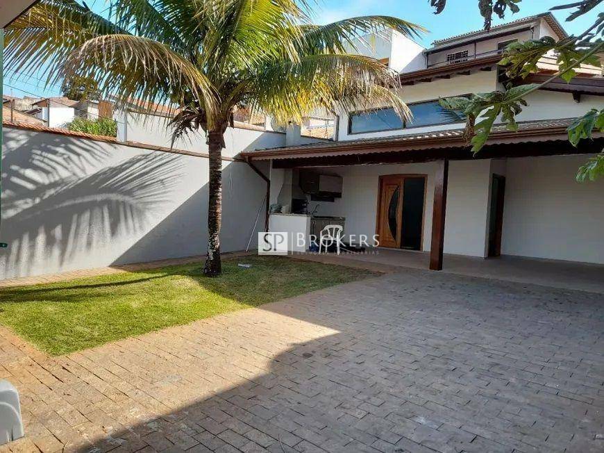 Casa à venda com 2 quartos, 135m² - Foto 1