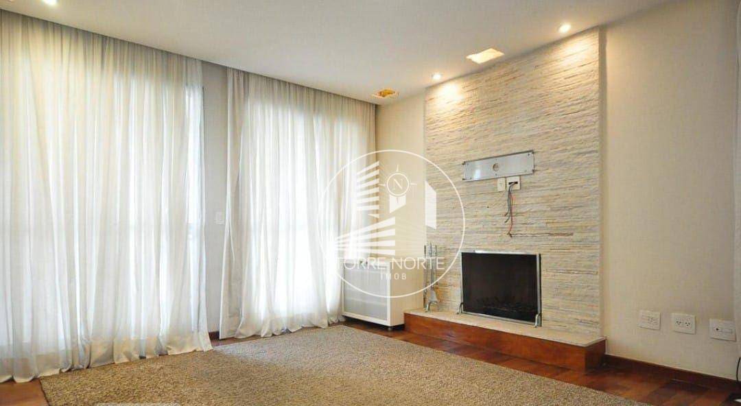 Apartamento à venda com 4 quartos, 225m² - Foto 2