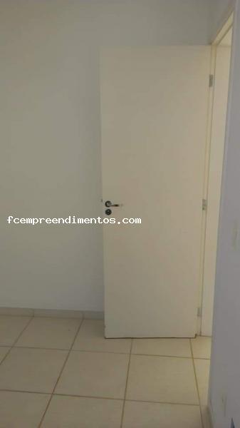 Apartamento à venda com 2 quartos, 46m² - Foto 11