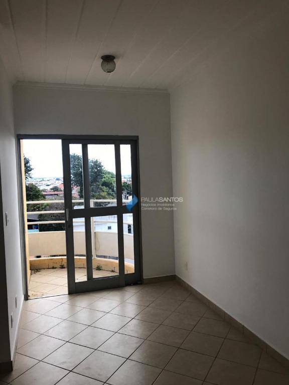 Apartamento à venda com 2 quartos, 65m² - Foto 3