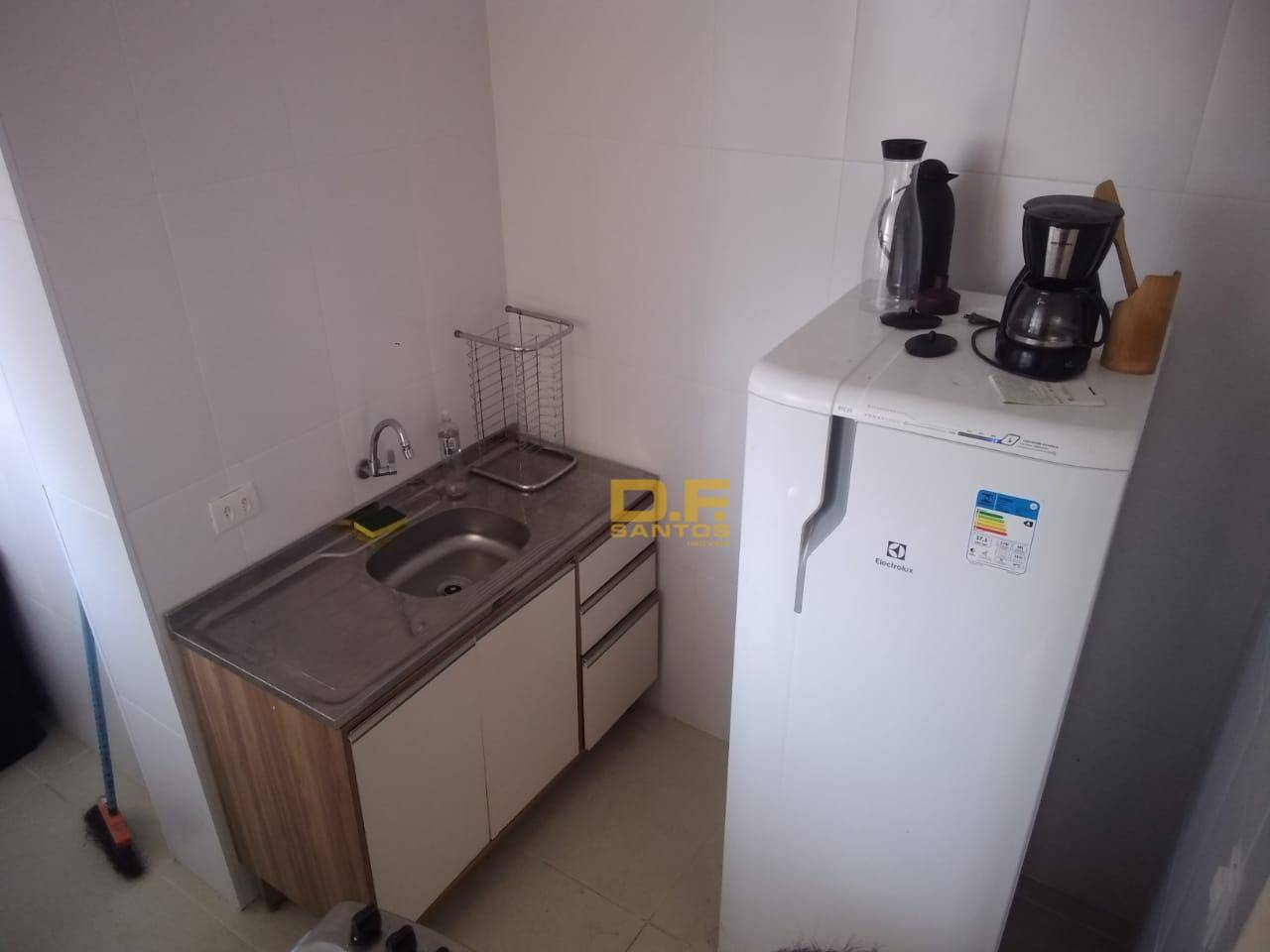 Apartamento à venda com 1 quarto, 46m² - Foto 9