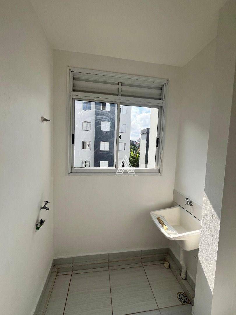 Apartamento para alugar com 2 quartos, 50m² - Foto 26