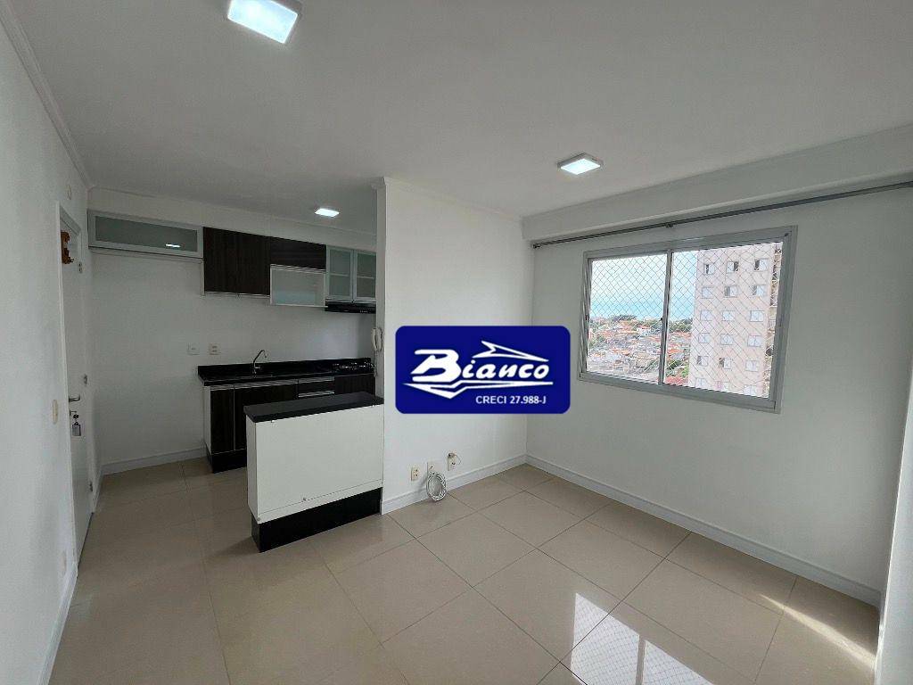 Apartamento para alugar com 2 quartos, 43m² - Foto 4
