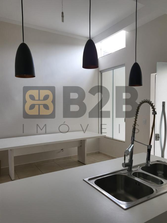 Casa à venda com 2 quartos, 93m² - Foto 9