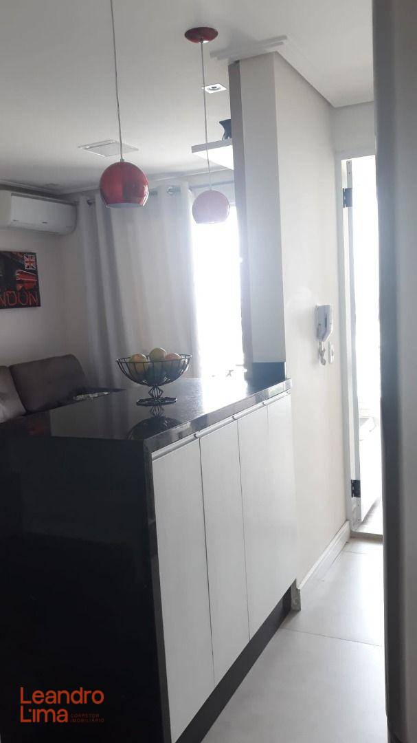 Apartamento à venda com 2 quartos, 60m² - Foto 5