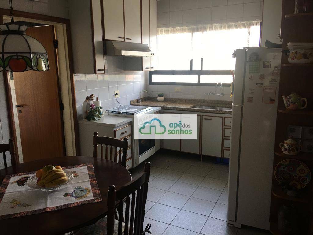 Apartamento à venda com 4 quartos, 172m² - Foto 8