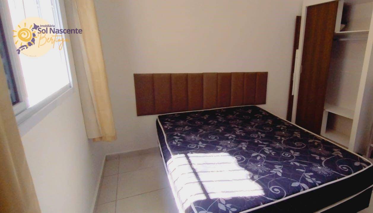Casa à venda e aluguel com 3 quartos, 81m² - Foto 15