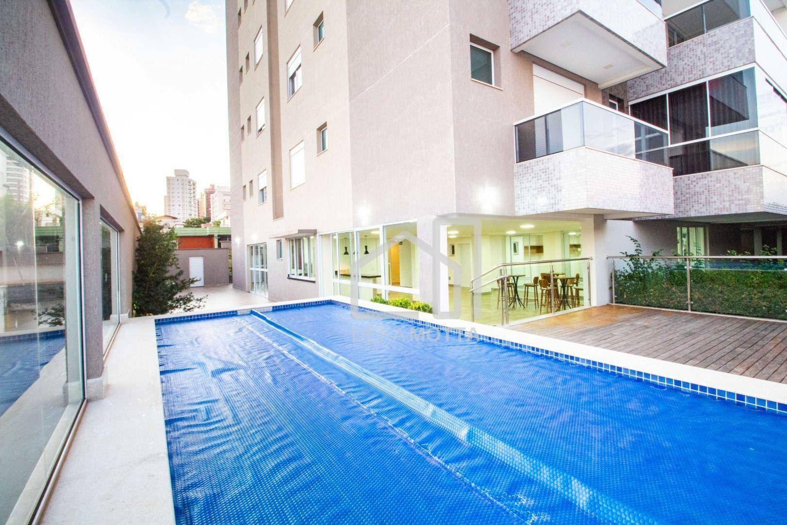 Cobertura à venda com 3 quartos, 250m² - Foto 2