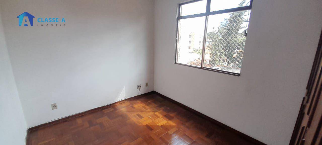 Apartamento à venda com 3 quartos, 85m² - Foto 4