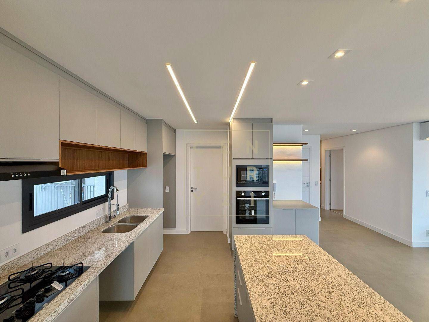 Apartamento à venda e aluguel com 3 quartos, 151m² - Foto 4
