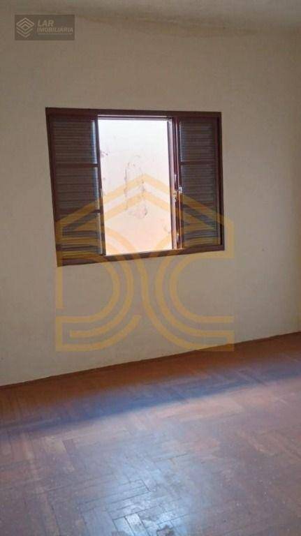 Casa para alugar com 3 quartos, 263m² - Foto 16