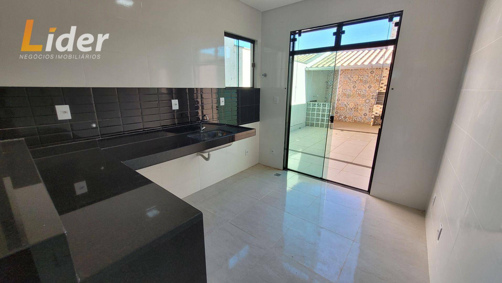 Casa à venda com 3 quartos, 110m² - Foto 24