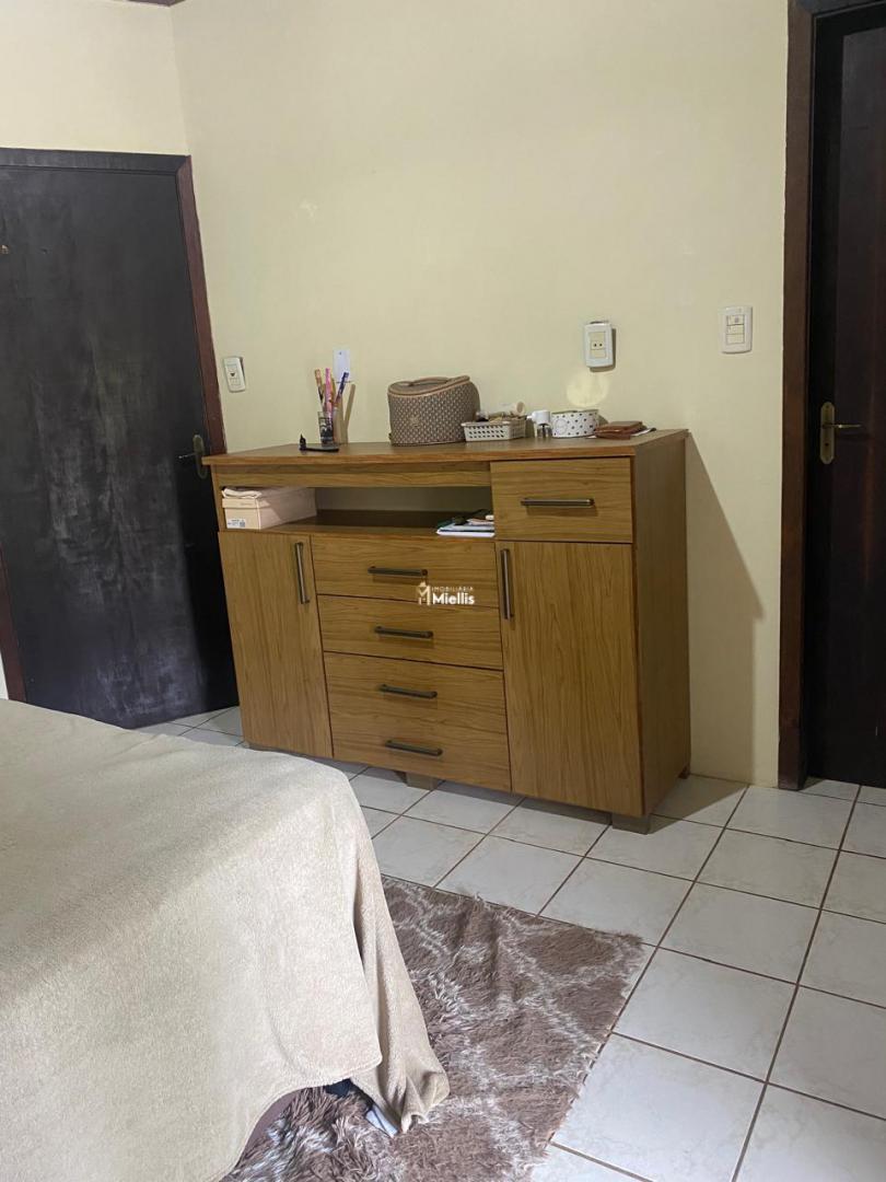 Casa à venda com 3 quartos, 210m² - Foto 25