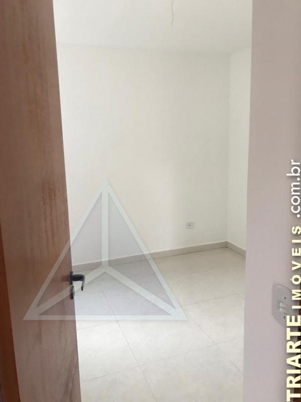 Apartamento à venda com 2 quartos, 42m² - Foto 2