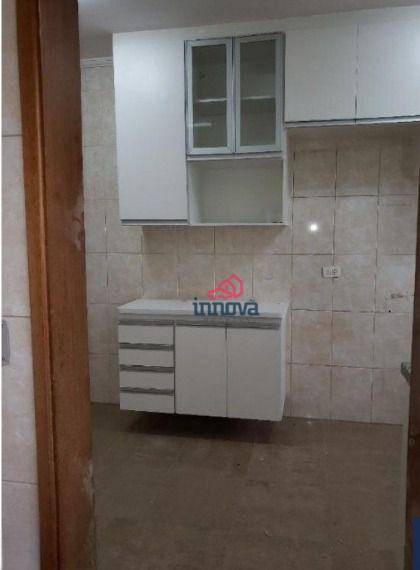 Apartamento à venda com 2 quartos, 75m² - Foto 3