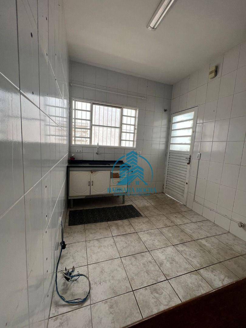 Casa à venda com 2 quartos, 109m² - Foto 12