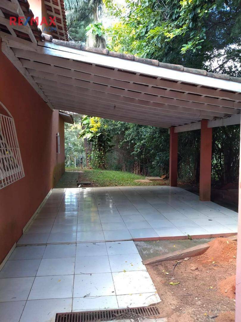 Chácara à venda com 3 quartos, 316m² - Foto 11