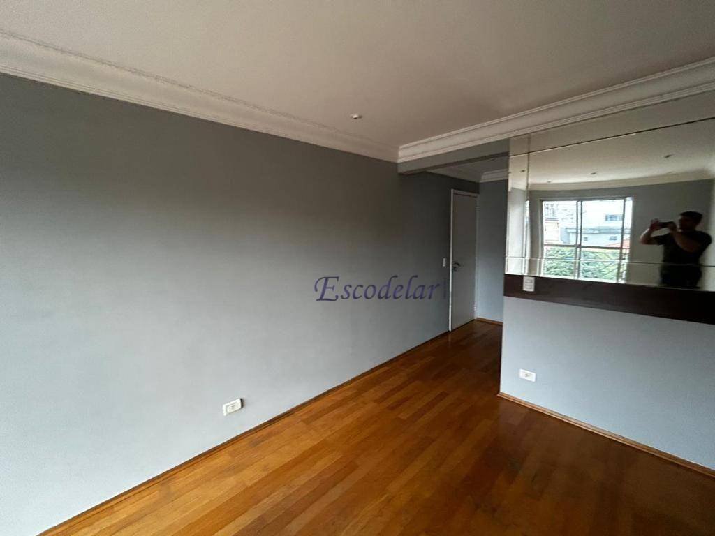 Apartamento à venda com 2 quartos, 67m² - Foto 3