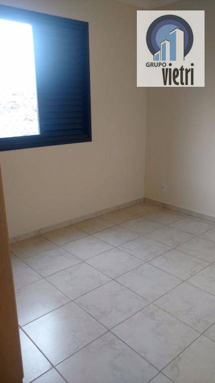 Apartamento à venda com 2 quartos, 58m² - Foto 9