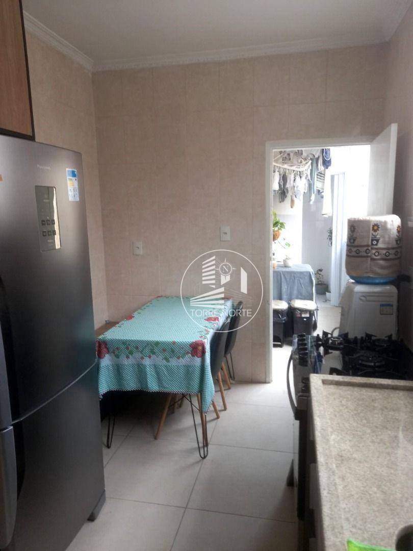 Apartamento à venda com 2 quartos, 80m² - Foto 12