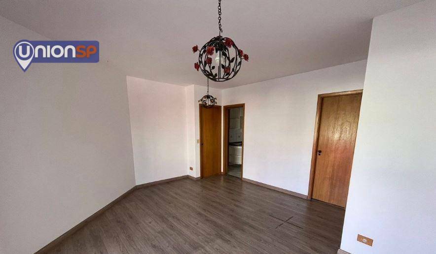 Apartamento à venda com 3 quartos, 87m² - Foto 3