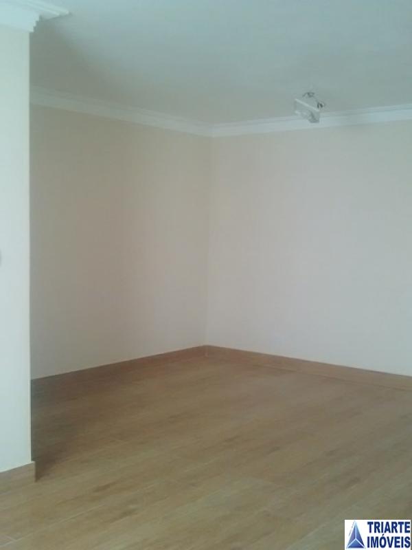 Apartamento à venda com 3 quartos, 67m² - Foto 1