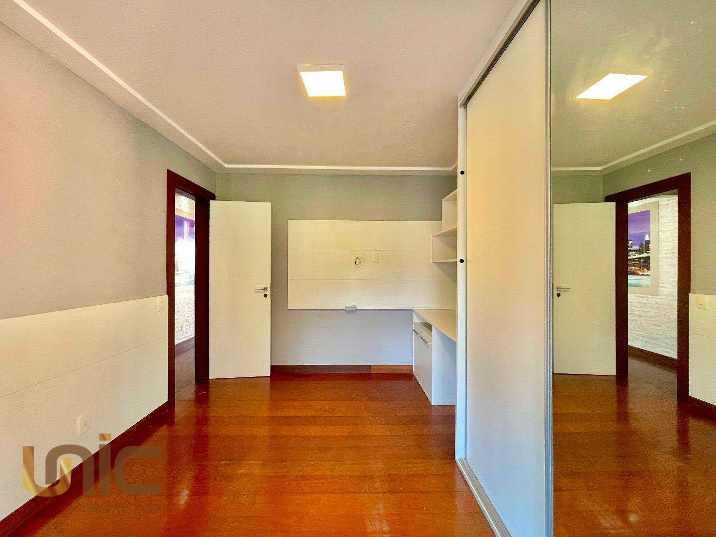 Casa de Condomínio à venda com 4 quartos, 200m² - Foto 23