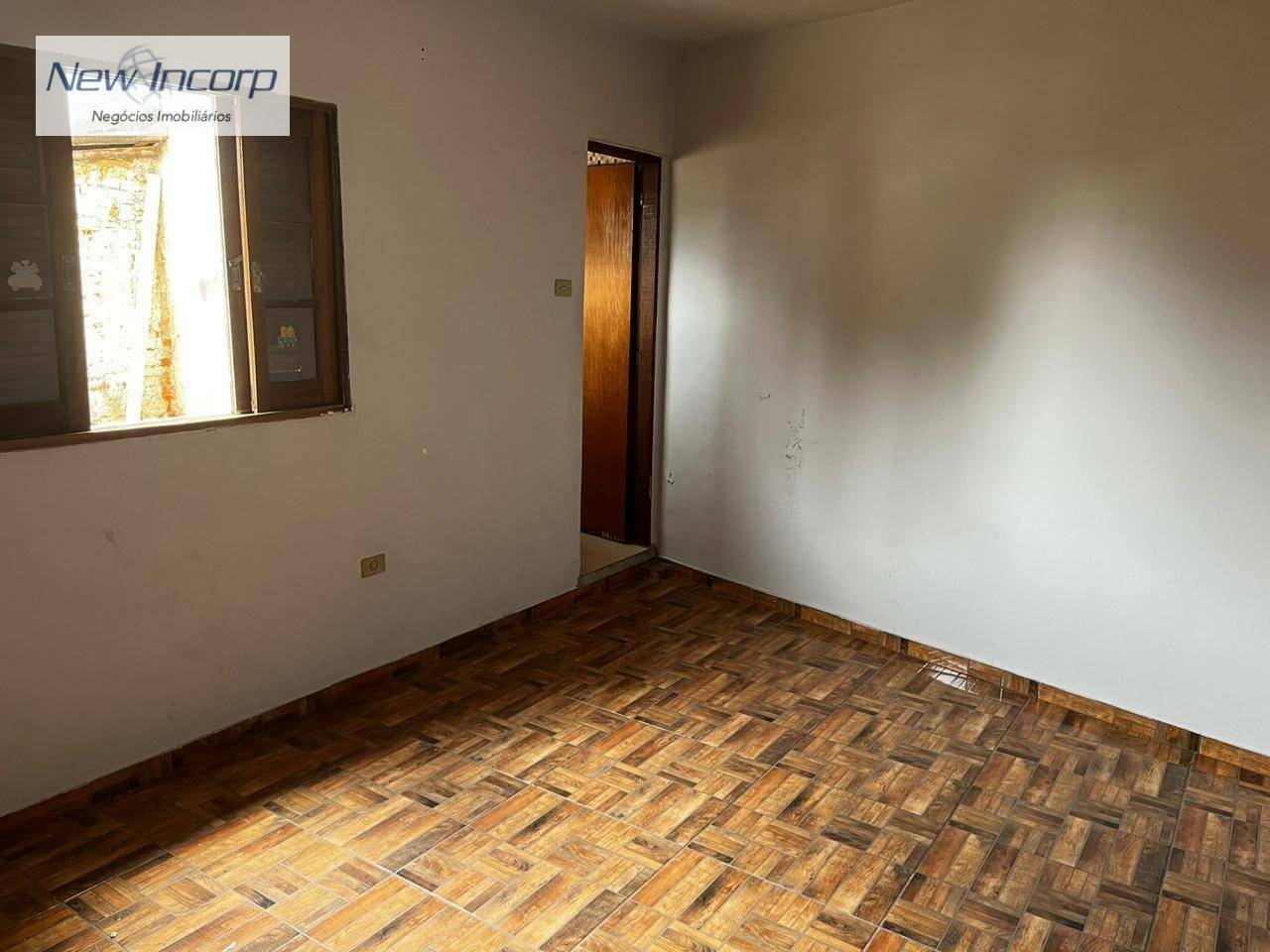 Casa à venda com 4 quartos, 129m² - Foto 4