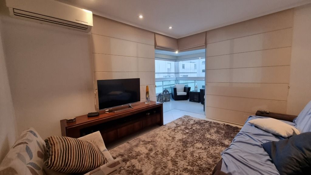 Apartamento à venda com 3 quartos, 150m² - Foto 11