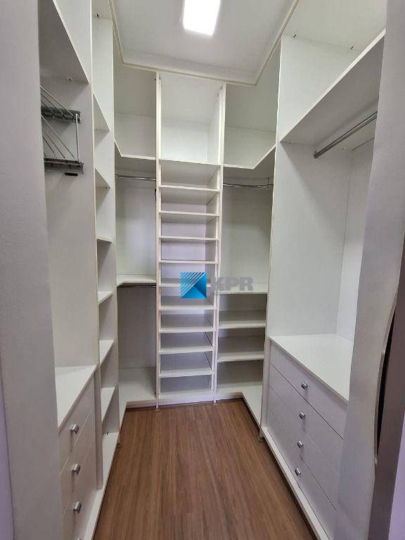 Casa de Condomínio para alugar com 4 quartos, 245m² - Foto 47