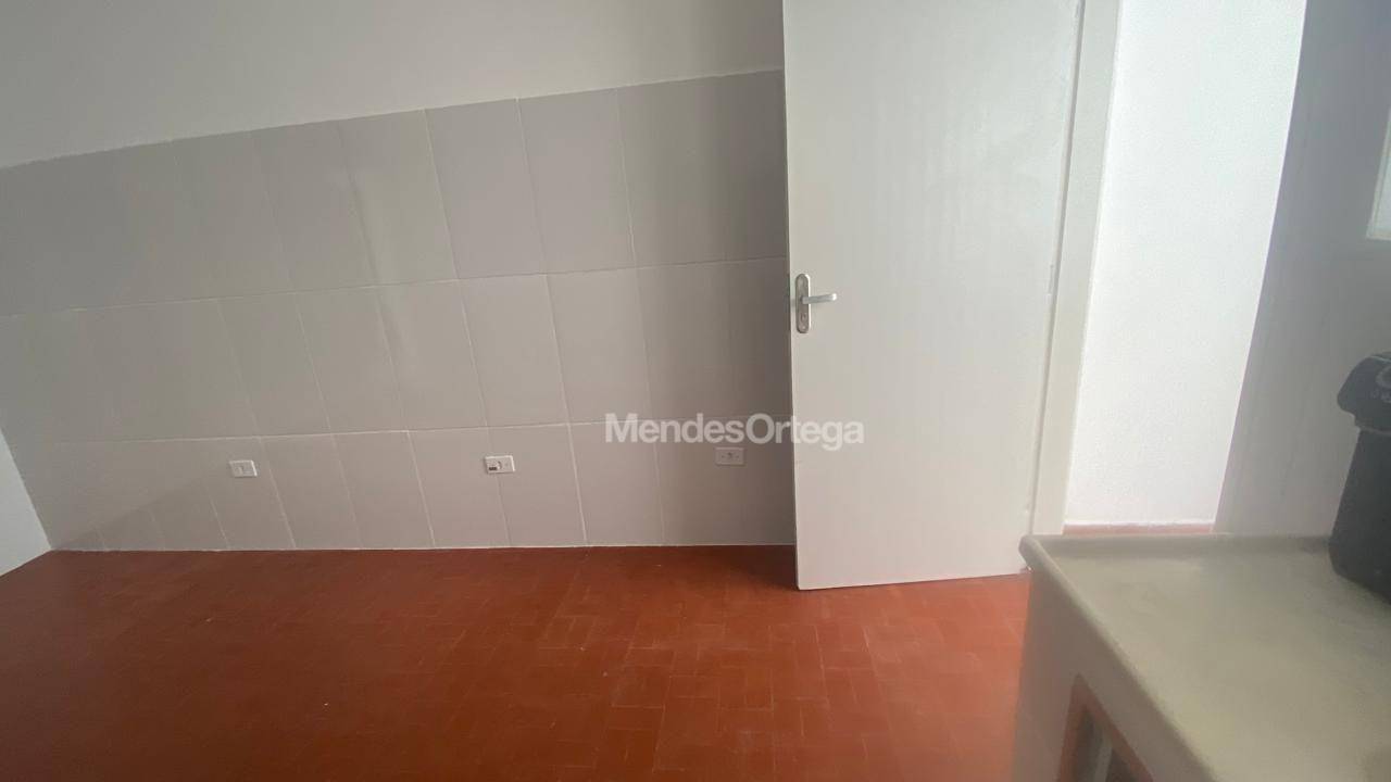 Casa para alugar com 2 quartos, 95m² - Foto 41
